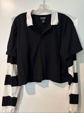 Hot Topic Black & White Rugby Top